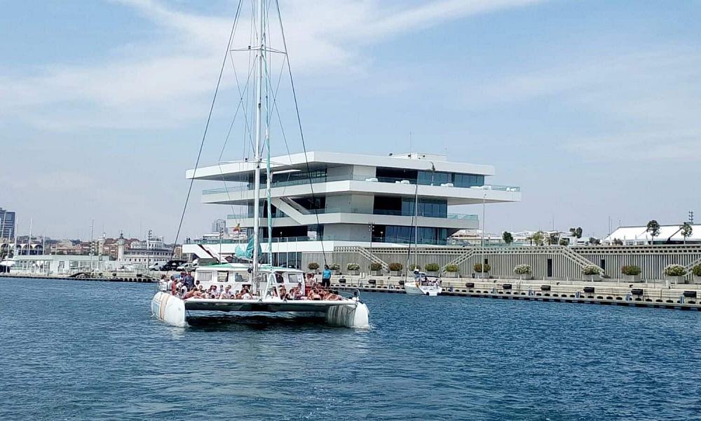 sailing and boat trips - tours in valencia